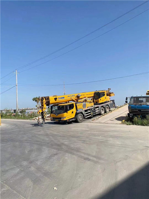 裕民县吊车作业时，可能会产生哪些额外收费项目？